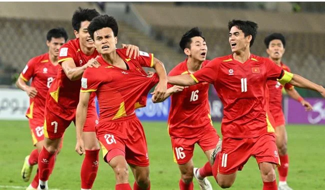 Trận đấu quần vợt căng thẳng